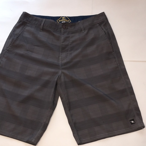 Rip Curl Boardwalk shorts - Picture 1 of 8